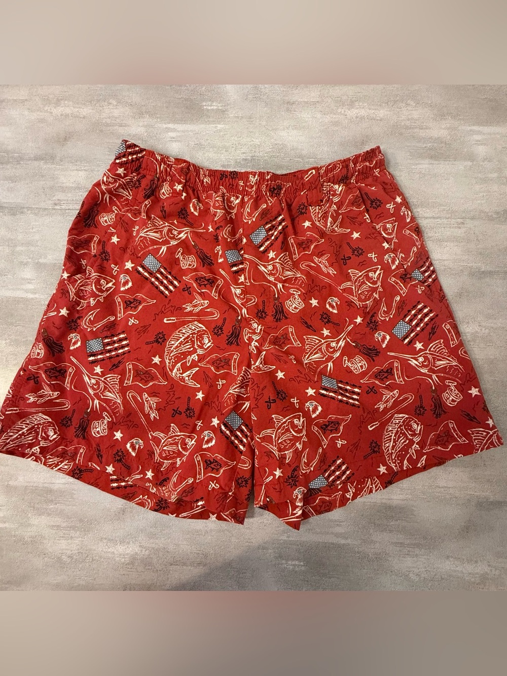 Columbia PFG Fishing Swim Trunks Mens Small Red Patriotic Fish Print